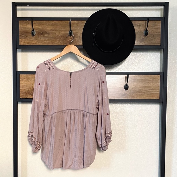Embroidered Lavender Peasant Blouse - Picture 3 of 3